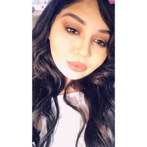 Meet your Posher, Marissa